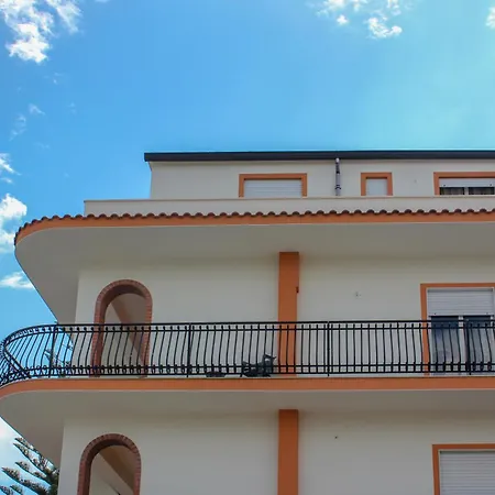 Perriera House 公寓 *